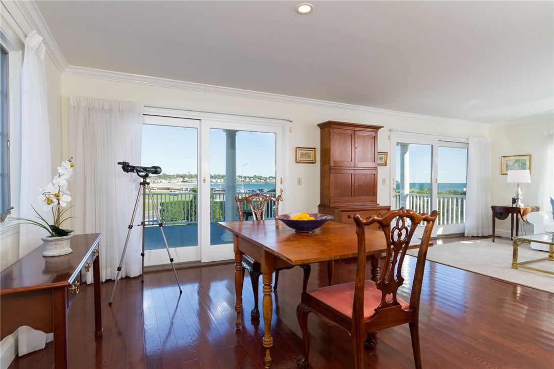 191 Old Beach Road Newport, RI 02840 - Photo 8 of 40 Living area out to the deck.