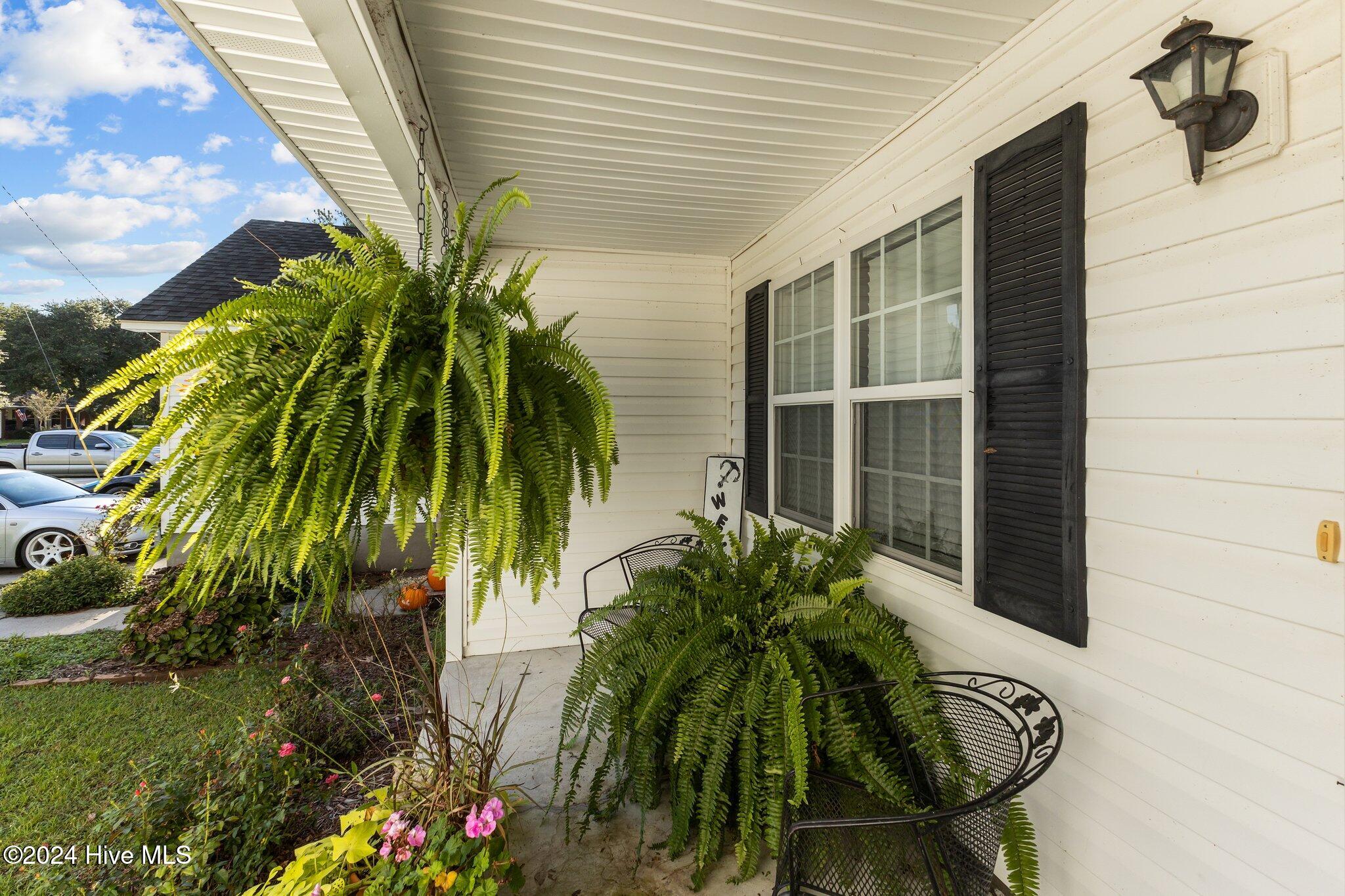 127 Fort Benjamin Road, Unit B Newport, NC 28570 - Photo 36 of 45 Front Porch