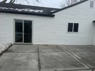 $2,750 | 19371 Shadyside Street, Livonia, MI 48152