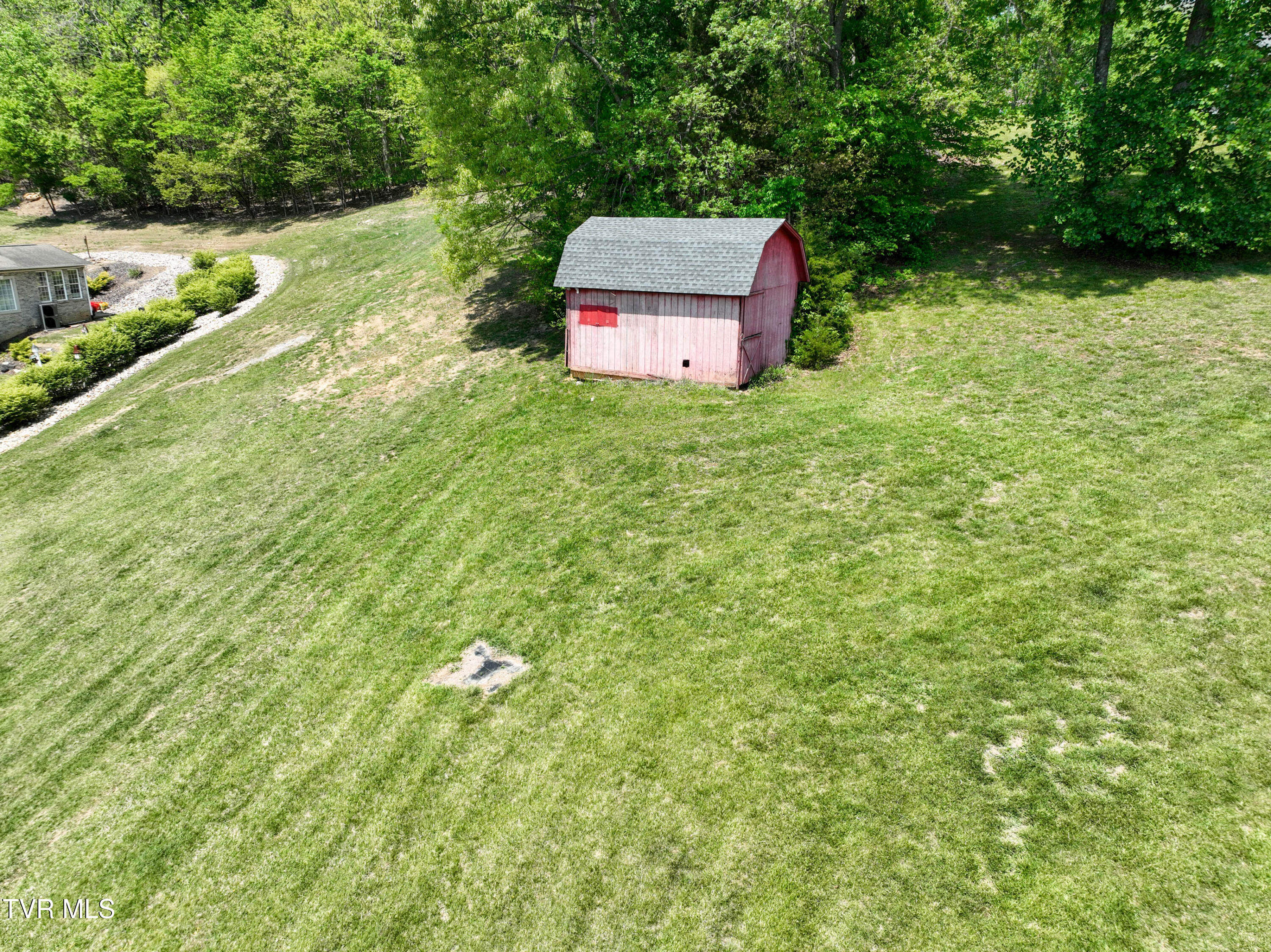 161 Judge Ben Allen Road Elizabethton, TN 37643 - Photo 68 of 88 161 Judge Ben Allen Rd Drone CLEMSON-12