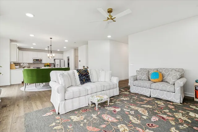 $629,900 | 15339 South Sawgrass Circle, Plainfield, IL 60544