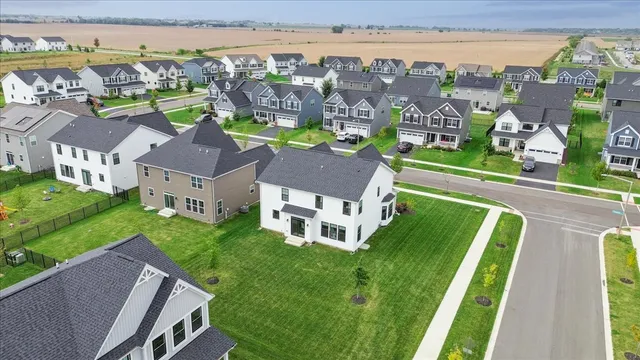 $629,900 | 15339 South Sawgrass Circle, Plainfield, IL 60544