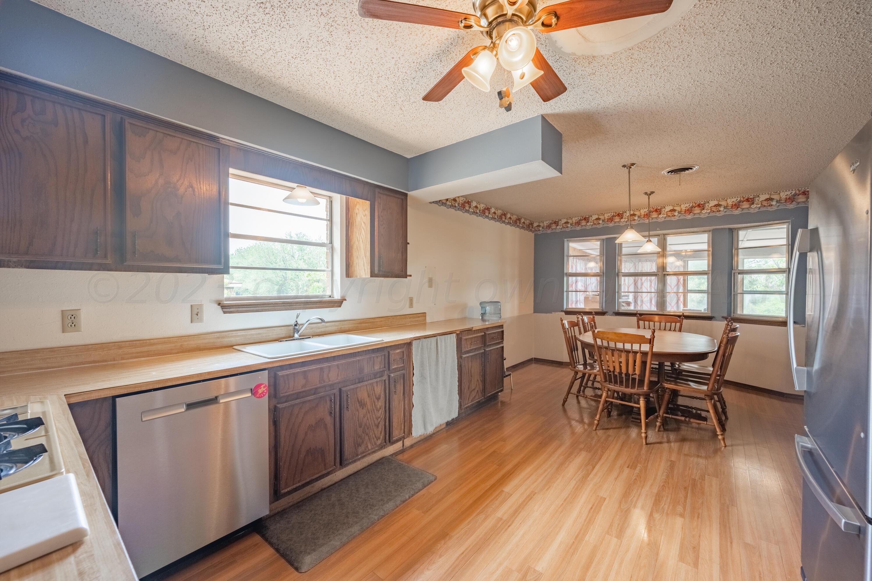 112 Rolling Trail Amarillo, TX 79108 - Photo 13 of 38 kitchen 3 (2)