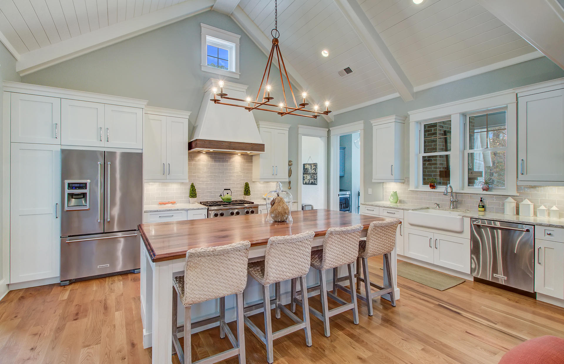3724 Oconee Loop Mount Pleasant, SC 29466 - Photo 7 of 45 11
