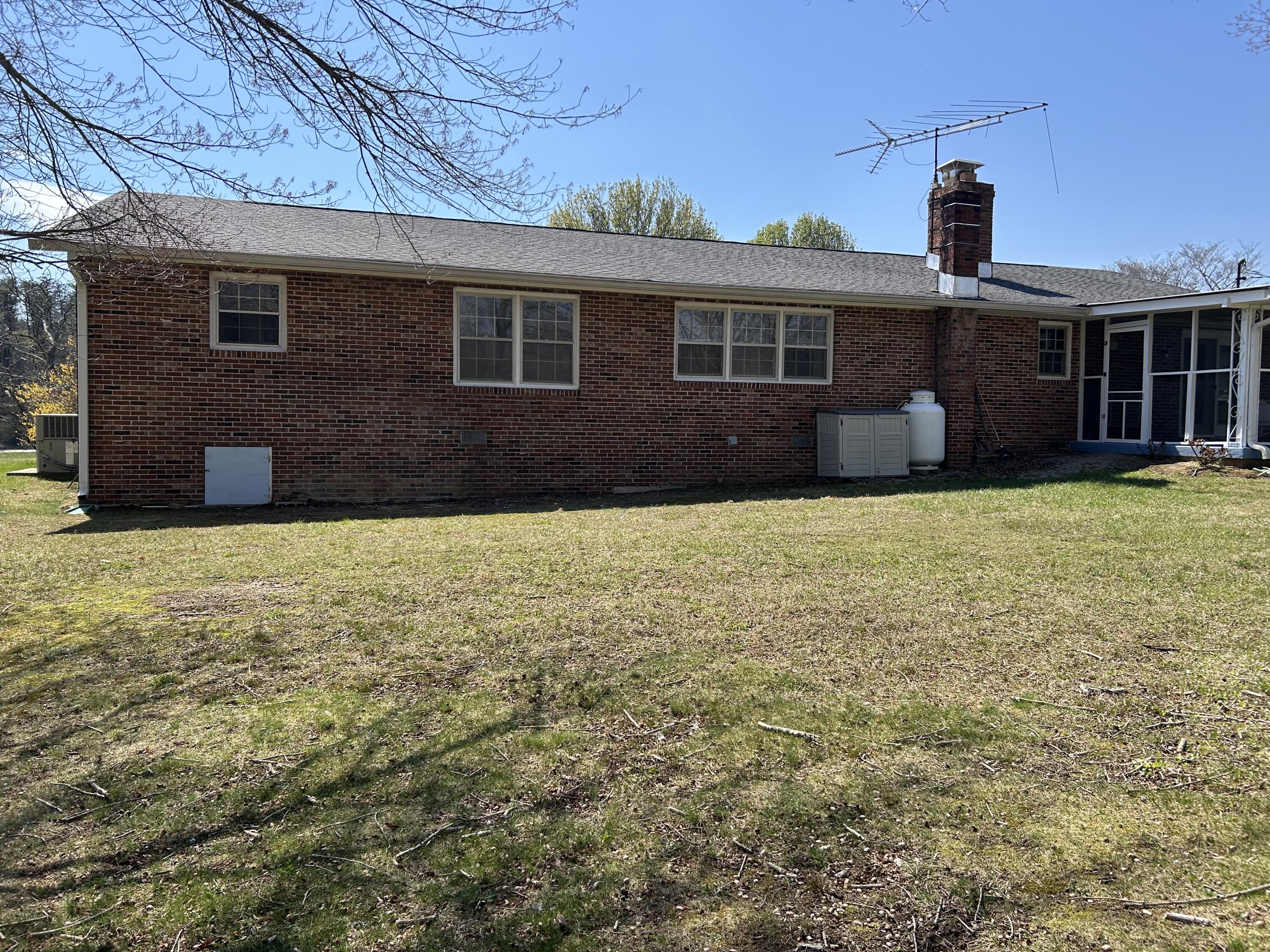 515 Brayton Road Graysville, TN 37338 - Photo 5 of 59 IMG_4483