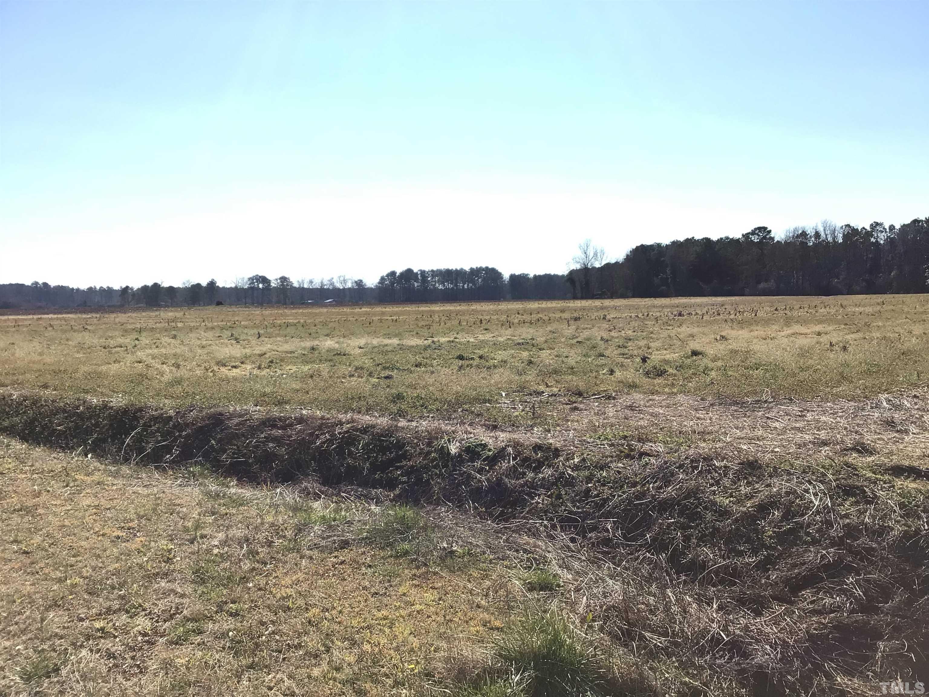 473 Cornwallis Road Teachey, NC 28464 - Photo 57 of 65 a view of an ocean and mountain