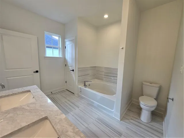 $309,900 | 101 Carolyn Drive, Destrehan, LA 70047