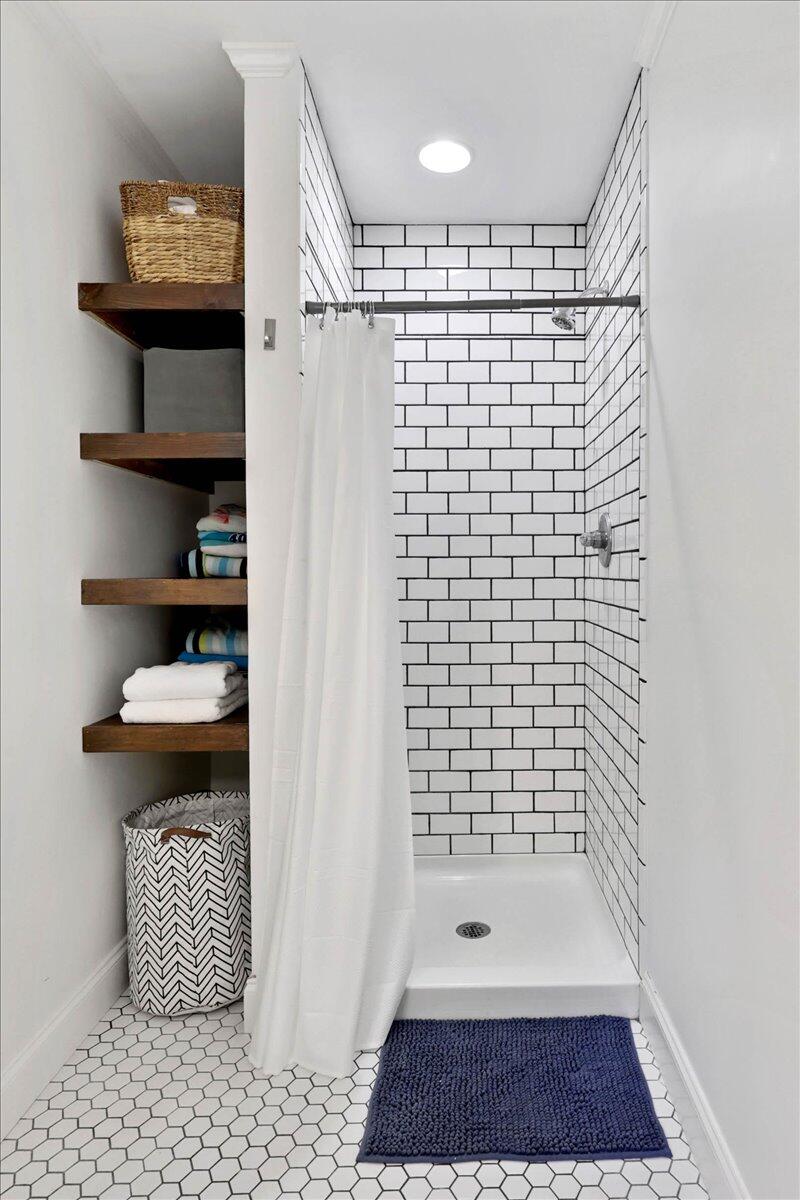 110 North Tibbs Road Dalton, GA 30720 - Photo 22 of 31 28-Pinnacle Tour - 110 N Tibbs - 28