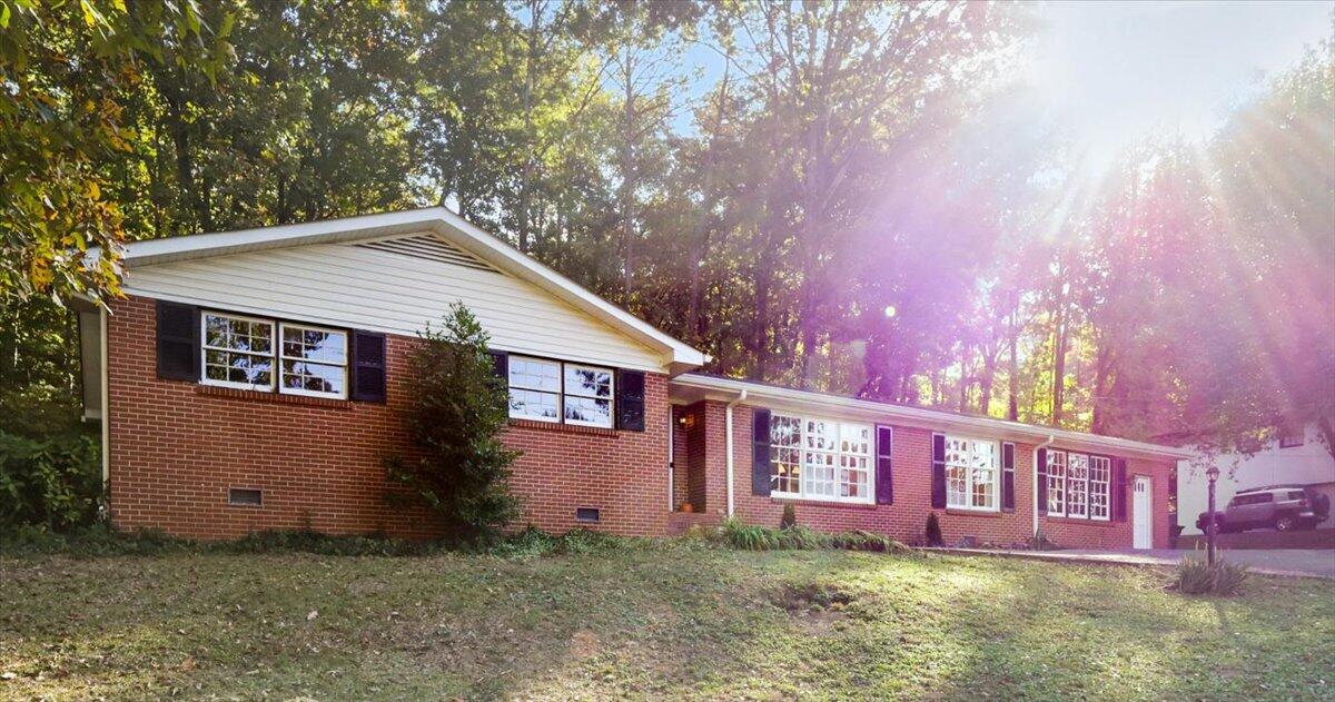 110 North Tibbs Road Dalton, GA 30720 - Photo 3 of 31 02-Pinnacle Tour - 110 N Tibbs - 02