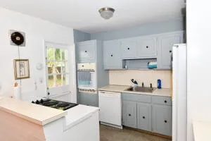 $2,500 | 509 Northwest 30th Court, Wilton Manors, FL 33311