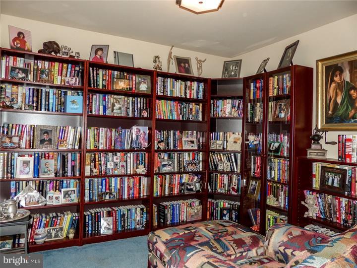 998 Culti Packer Road Yardley, PA 19067 - Photo 17 of 25 Gallery Image 17
