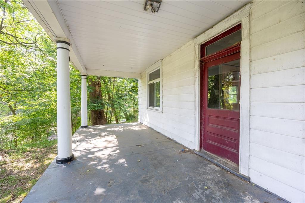 533 Sycamore Road Sewickley, PA 15143 - Photo 8 of 25 POrch