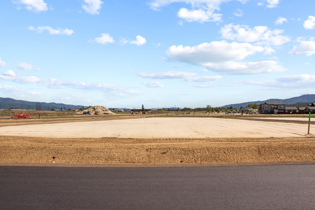 L2-b1 L2-b1 Lazy River Street, Unit 2 Cascade, ID 83611 - Photo 2 of 10 City Services