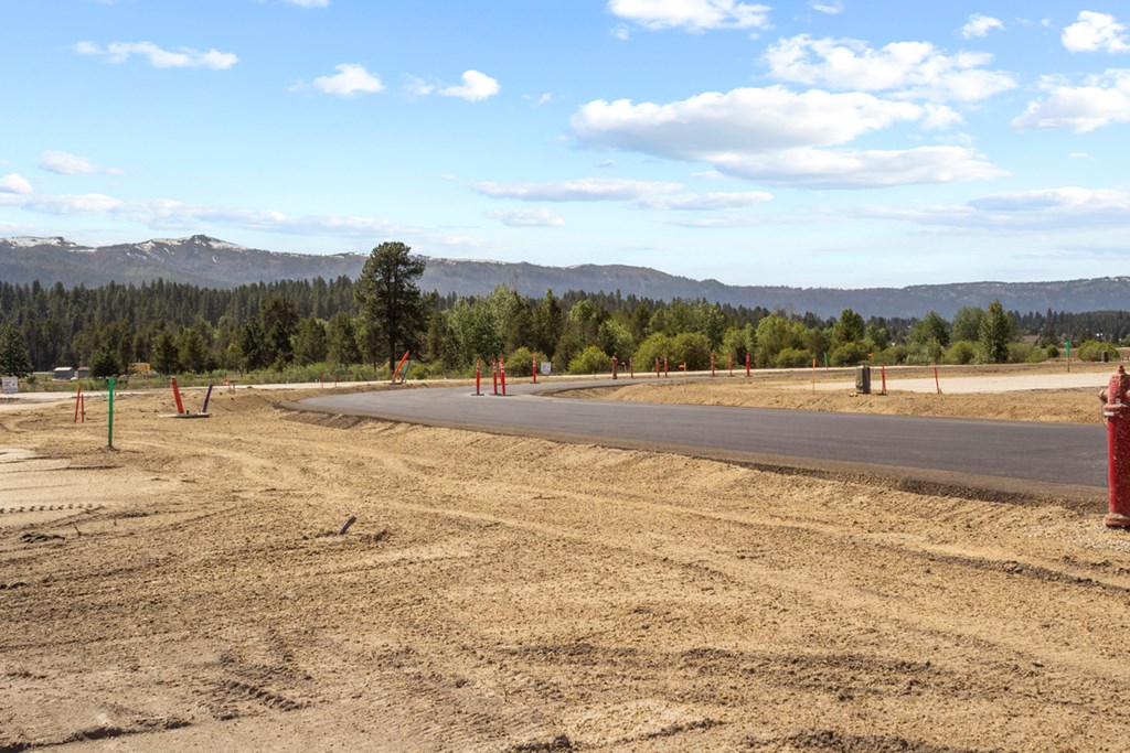 L2-b1 L2-b1 Lazy River Street, Unit 2 Cascade, ID 83611 - Photo 5 of 10 Just Minutes From The Payette River