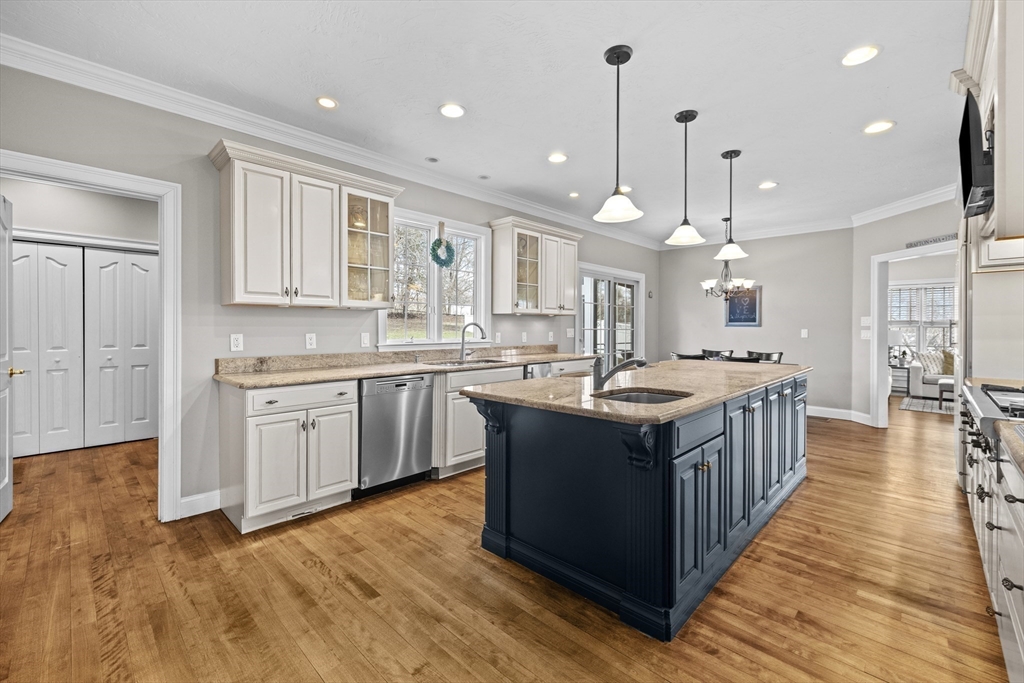 4 Bruce Street Grafton, MA 01519 - Photo 13 of 42