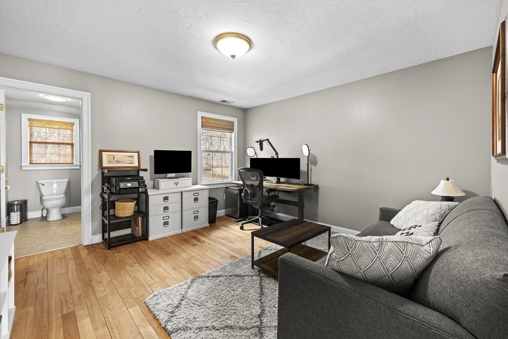 4 Bruce Street Grafton, MA 01519 - Photo 32 of 42