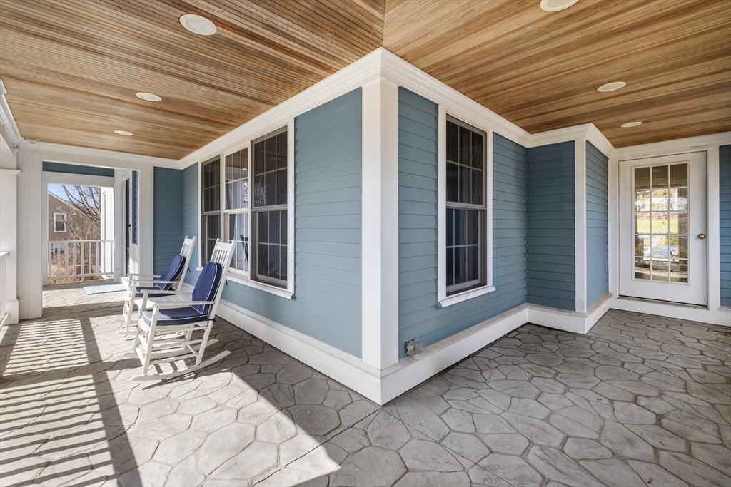 4 Bruce Street Grafton, MA 01519 - Photo 5 of 42