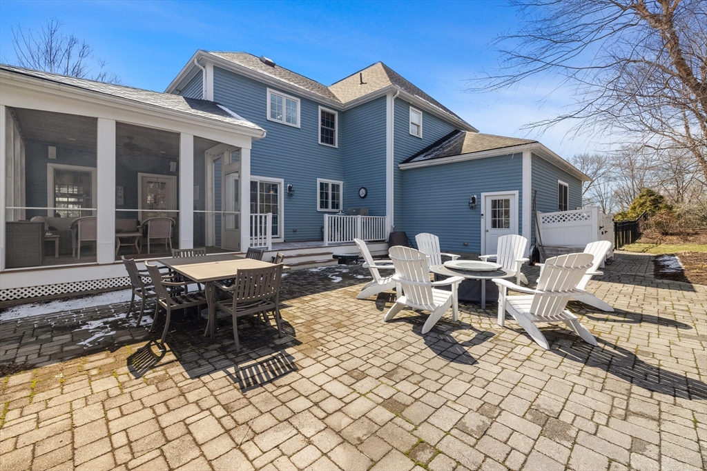 4 Bruce Street Grafton, MA 01519 - Photo 7 of 42