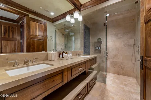 $38,000,000 | 1000 Spraddle Creek Road, Vail, CO 81657