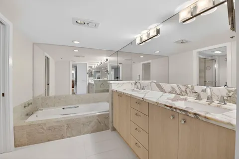 $1,499,000 | 901 East Camino, Unit 4C, Boca Raton, FL 33432