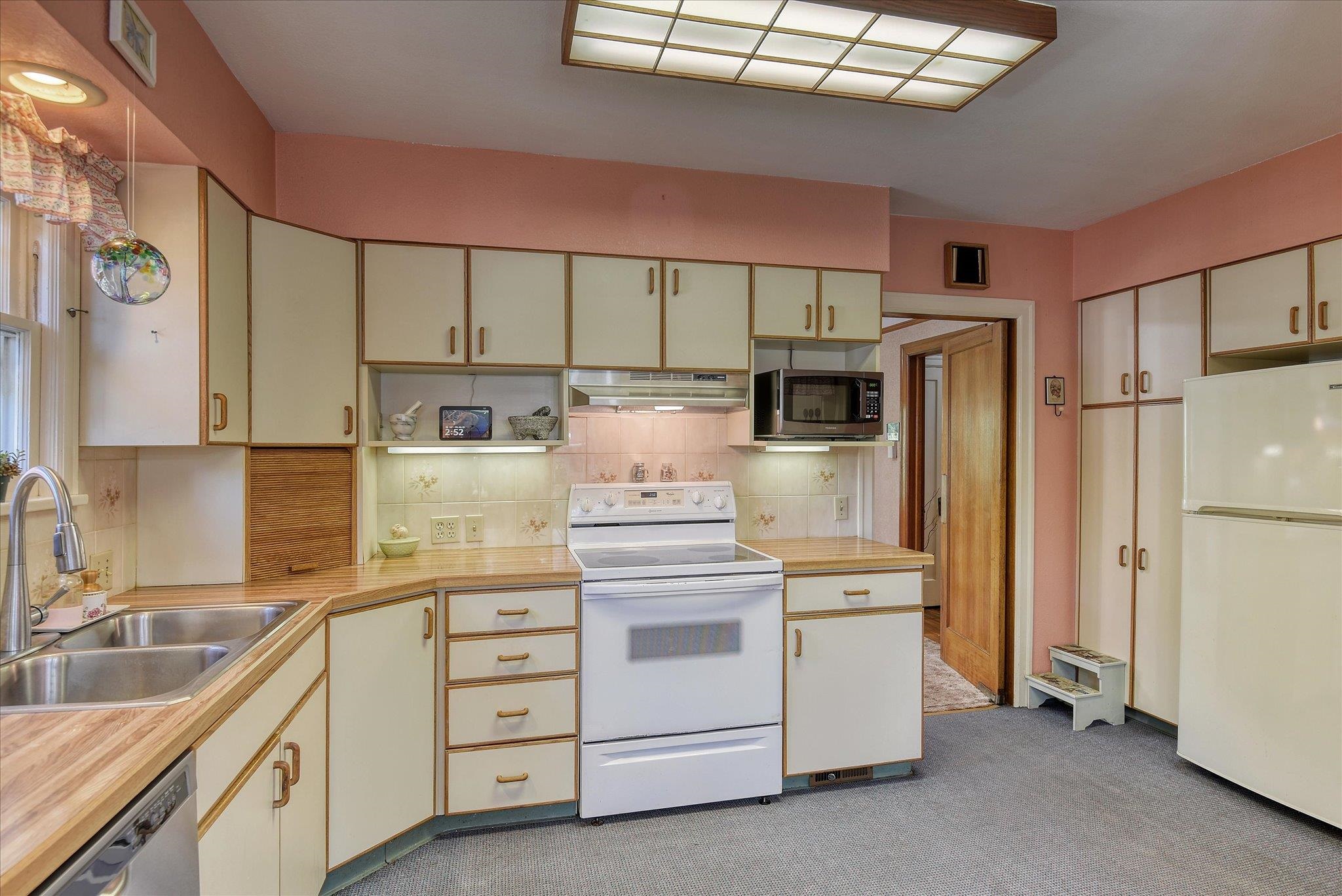 2808 South Wall Street Spokane, WA 99203 - Photo 13 of 41