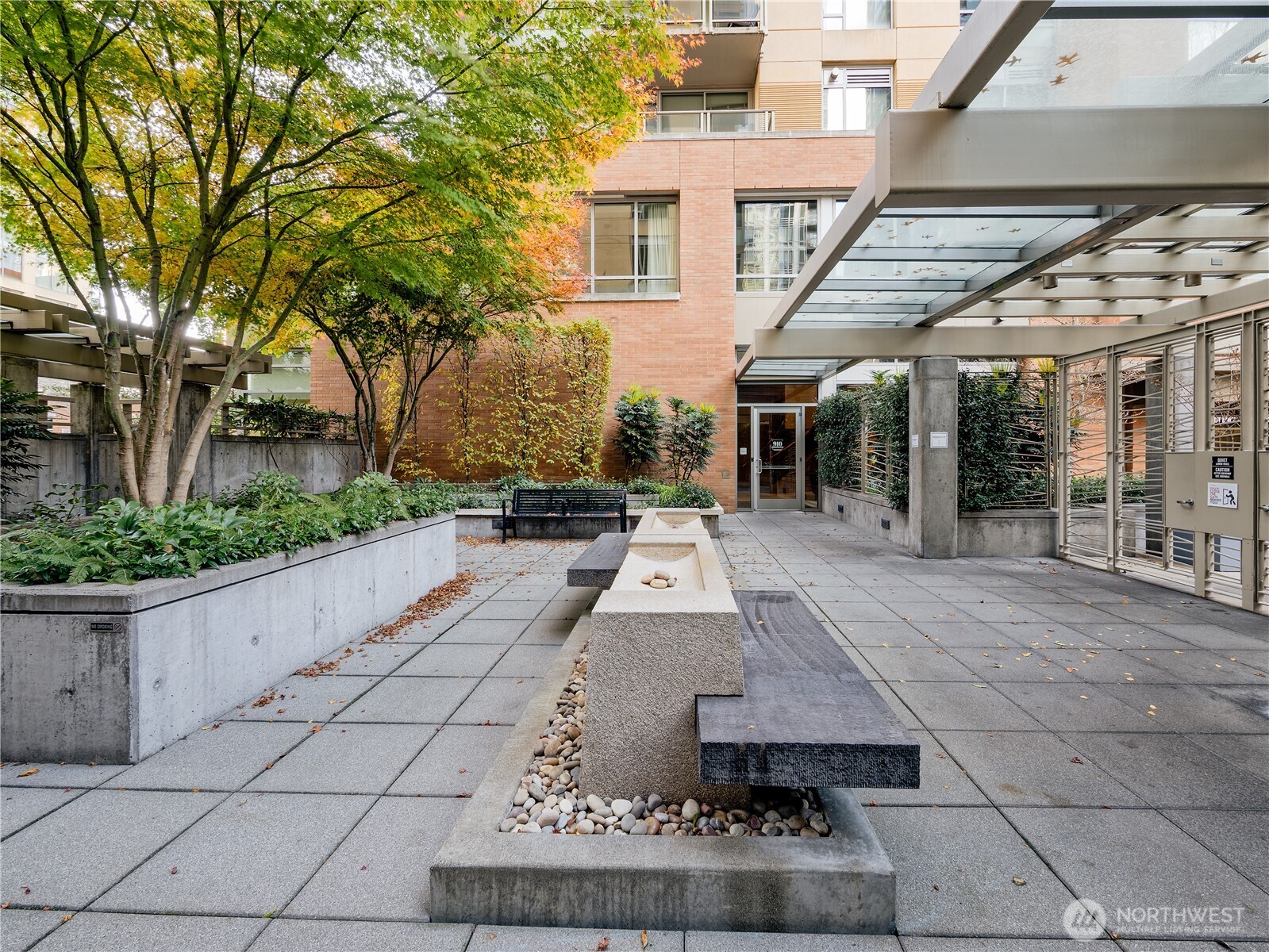 910 Lenora Street, Unit 200 Seattle, WA 98121 - Photo 1 of 23