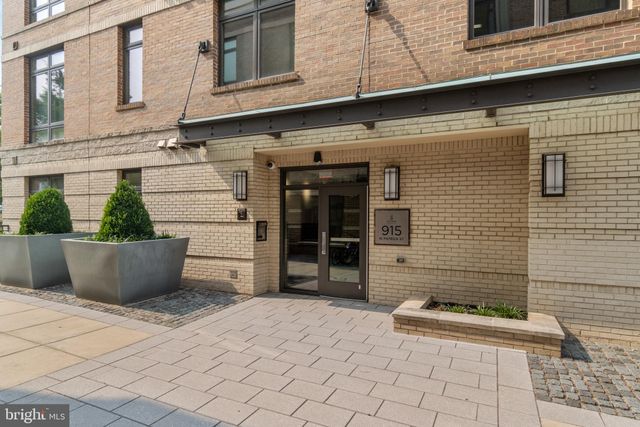 $665,000 | 915 North Patrick Street, Unit 501, Alexandria, VA 22314