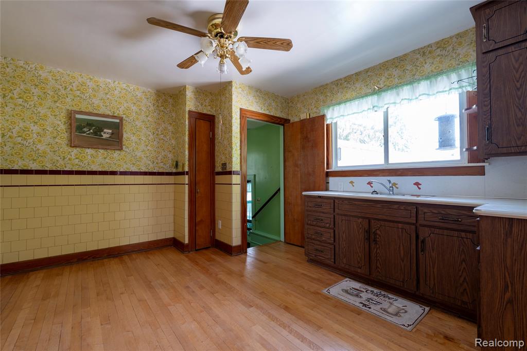 2900 South Miller Road Saginaw, MI 48609 - Photo 16 of 30