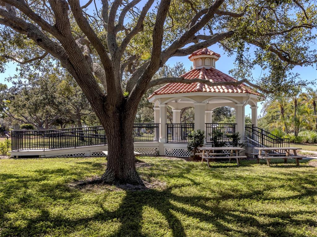 332 Pensacola Road Venice, FL 34285 - Photo 39 of 56 a view of a house with backyard and sitting area