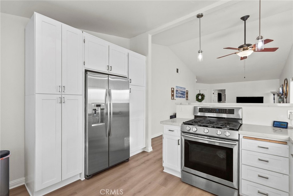 28325 Seco Canyon Road, Unit 365 Santa Clarita, CA 91390 - Photo 9 of 21