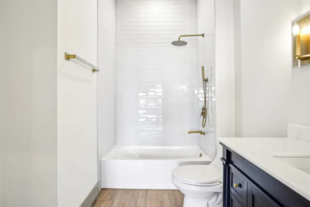 $1,999 | 2450 Wickersham Lane, Unit 2023, Austin, TX 78741