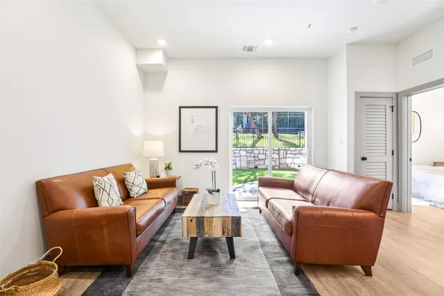 $1,999 | 2450 Wickersham Lane, Unit 2023, Austin, TX 78741