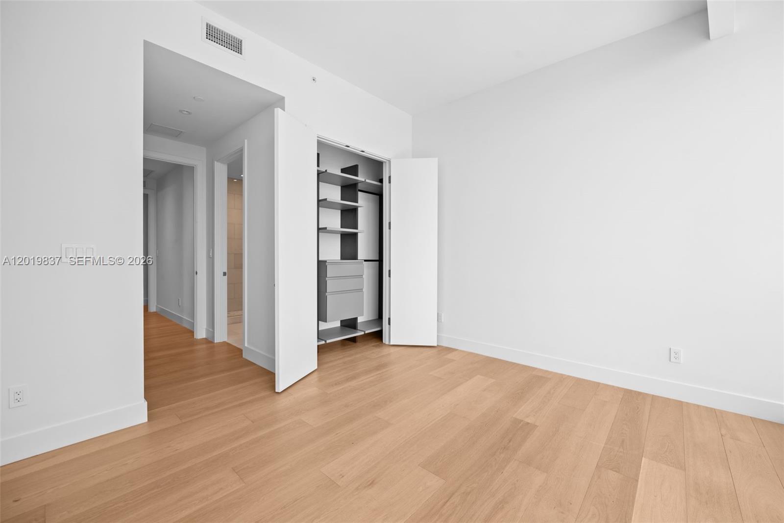 175 Southeast 25th Road, Unit 801 Miami, FL 33129 - Photo 17 of 37