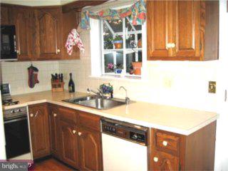 1703 Mt Pleasant Road Havertown, PA 19083 - Photo 4 of 6