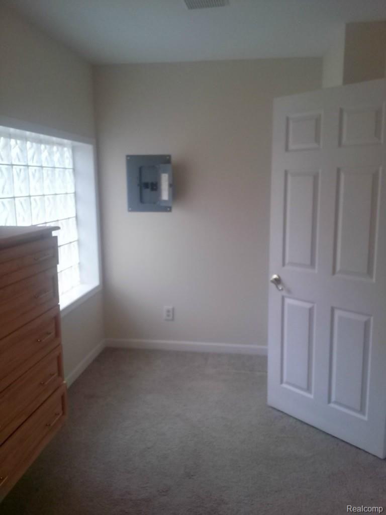 19711 Clark Road Belleville, MI 48111 - Photo 17 of 37 017.jpg