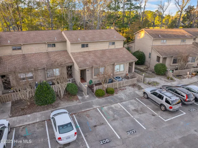 $329,000 | 207 St Luke Court, Wilmington, NC 28409