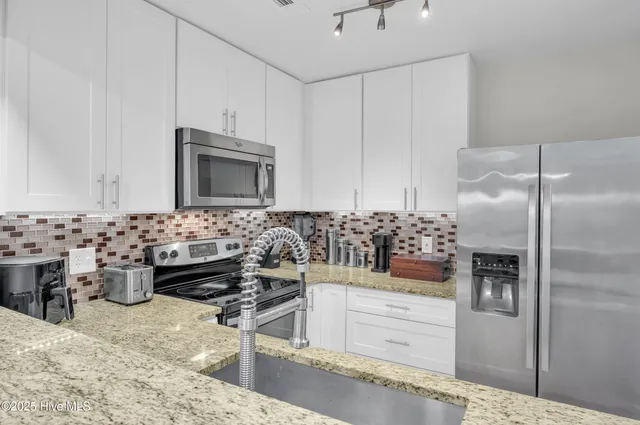 $329,000 | 207 St Luke Court, Wilmington, NC 28409