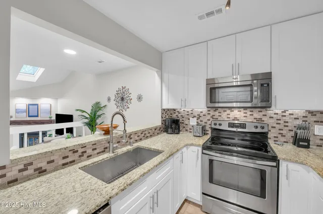 $329,000 | 207 St Luke Court, Wilmington, NC 28409