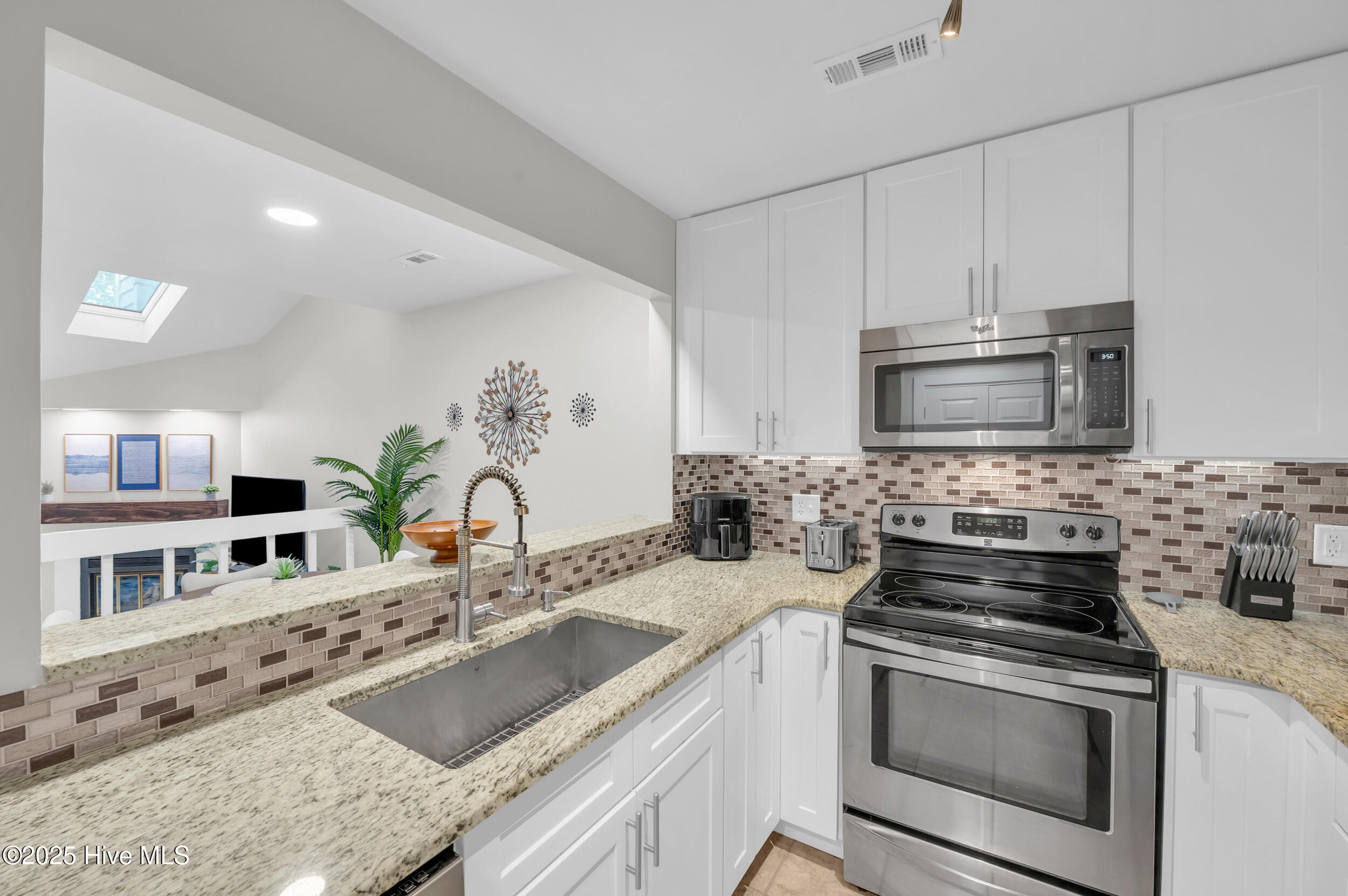 207 St Luke Court Wilmington, NC 28409 - Photo 8 of 35 207 st luke ct -00015