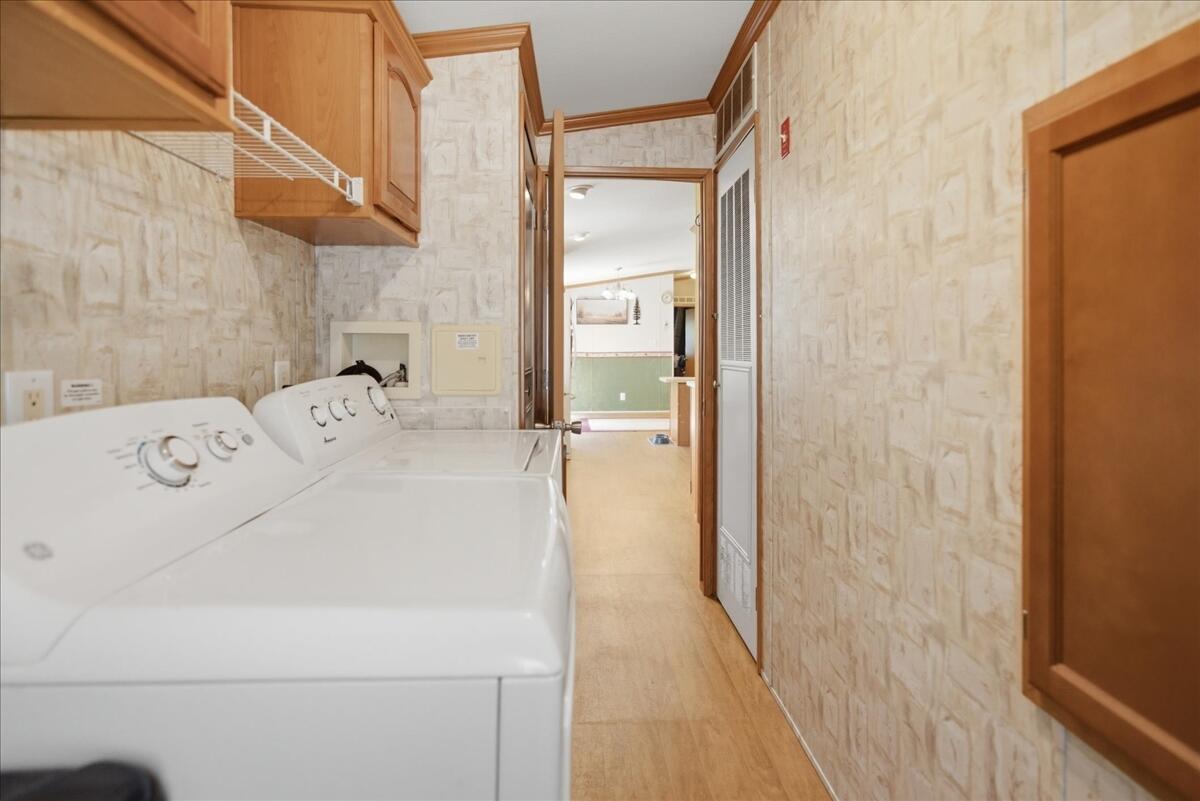 89 Boothby Road Livermore, ME 04253 - Photo 14 of 43 Laundry