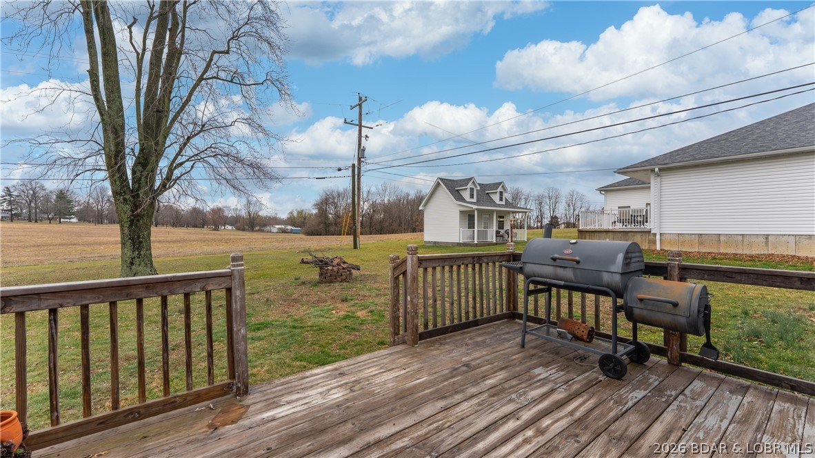 204 West Jemphrey Road Eldon, MO 65026 - Photo 9 of 21