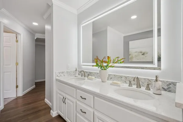 $6,088,000 | 140 University Avenue, Los Altos, CA 94022