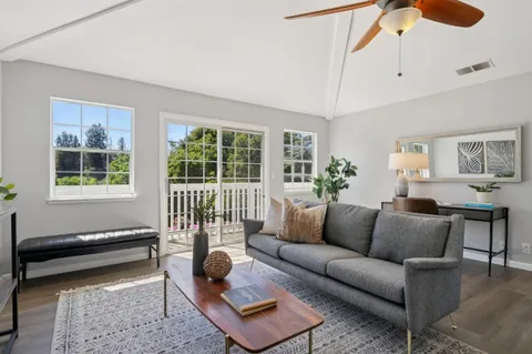 $6,088,000 | 140 University Avenue, Los Altos, CA 94022