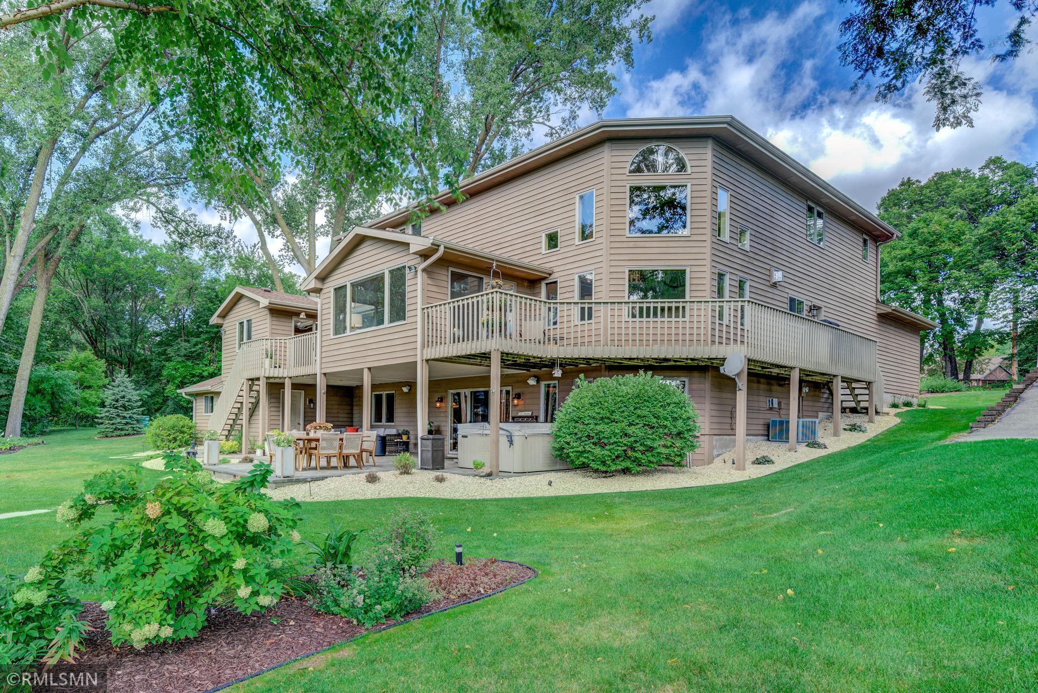 299 Maple Island Road Burnsville, MN 55306 - Photo 34 of 48 Gallery Image 34