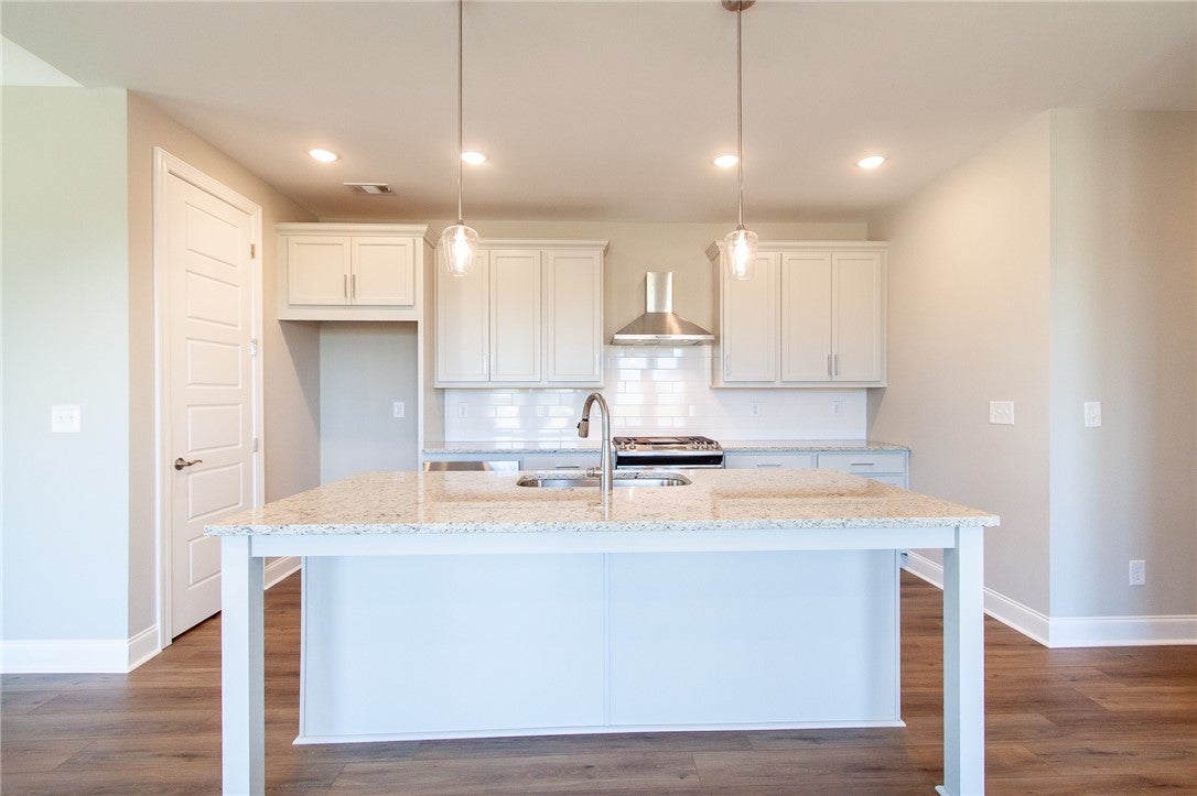 305 Coscoroba Road Auburn, AL 36832 - Photo 10 of 21 LARGE KITCHEN ISLAND