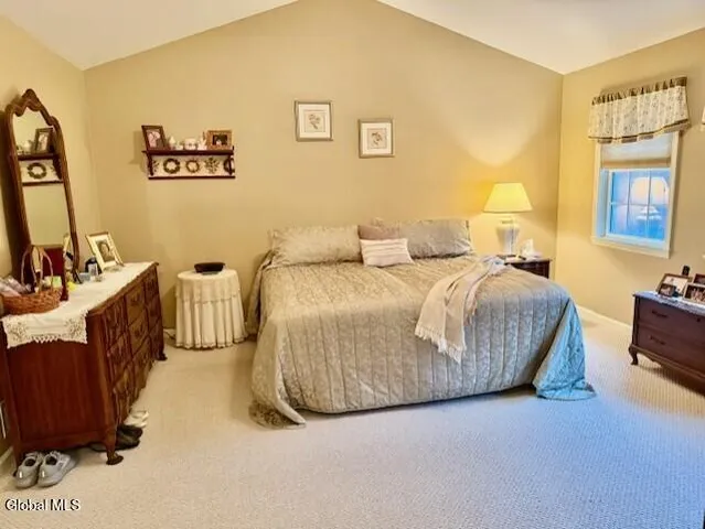 $578,200 | 7 Edward Drive, Sand Lake, NY 12196