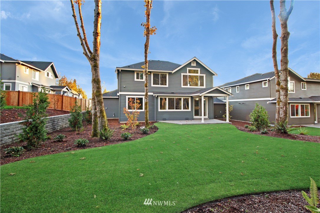6126 Northeast 2nd Lane Renton, WA 98059 - Photo 3 of 24 Gallery Image 3