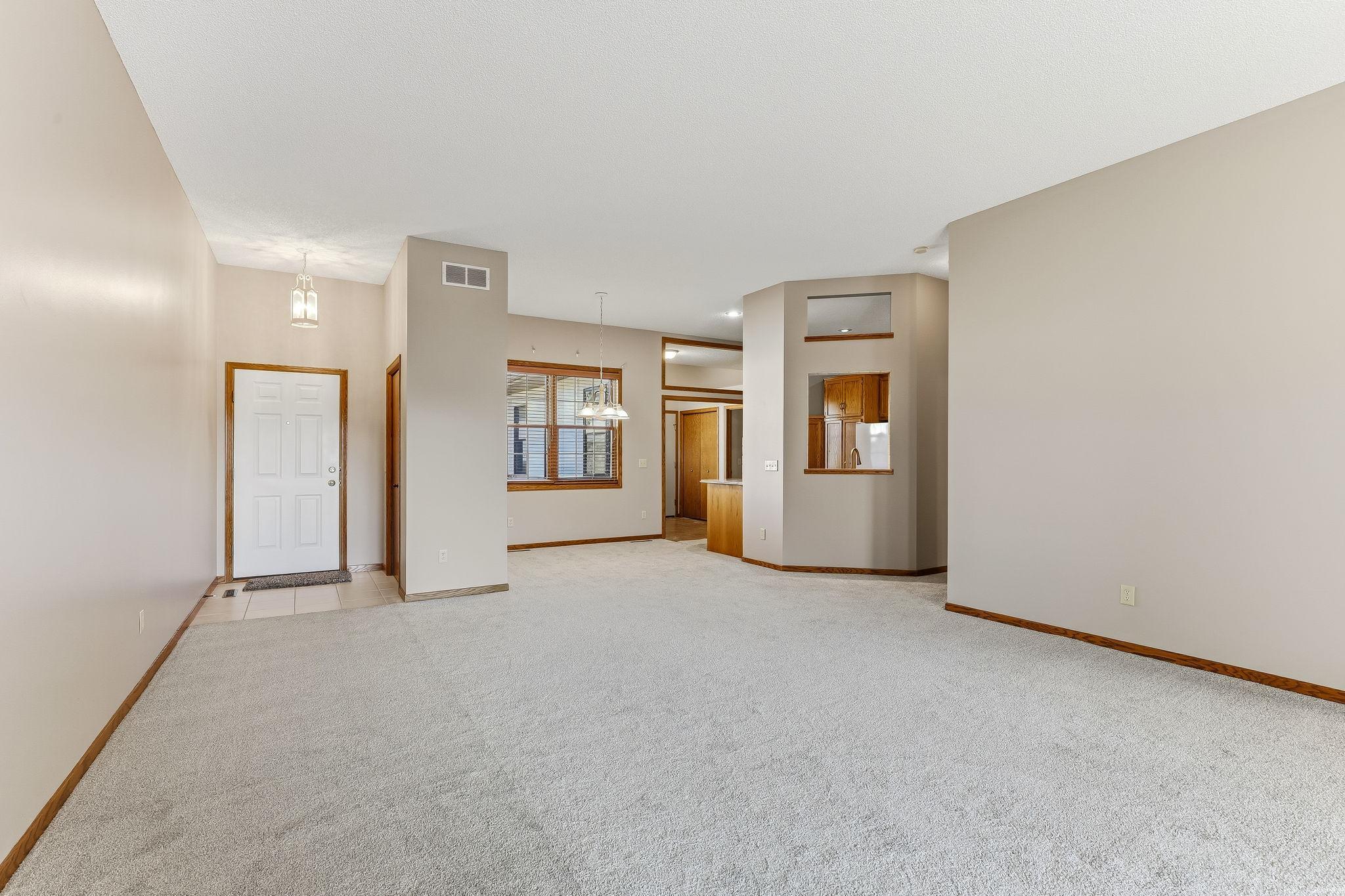 15068 Derby Circle Rosemount, MN 55068 - Photo 4 of 34