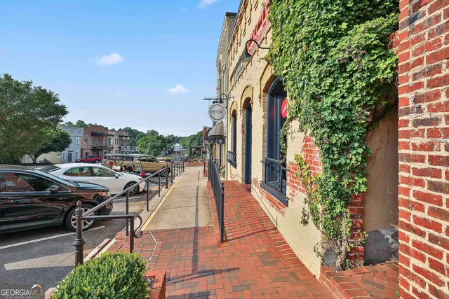 $464,900 | 410 Autumn Creek, Senoia, GA 30276