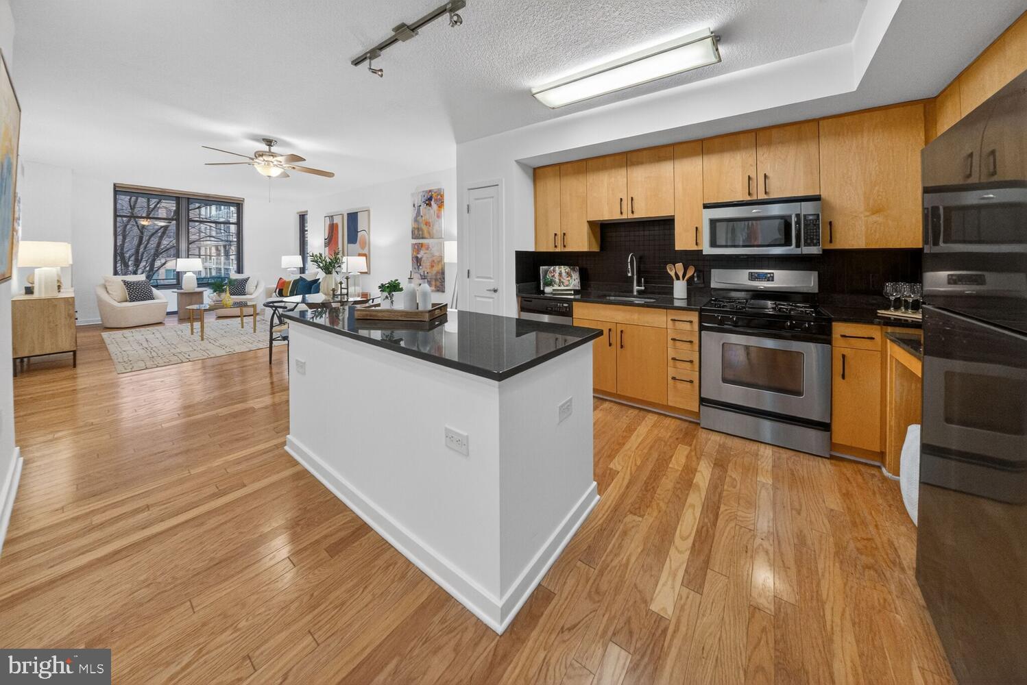 475 K Street Northwest, Unit 404 Washington, DC 20001 - Photo 11 of 28